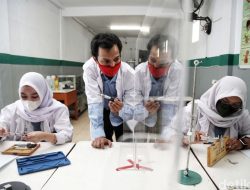 PENGUMUMAN! KURIKULUM BARU TIDAK ADA LAGI JURUSAN IPA, IPS, DAN BAHASA
