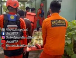 IBU HAMIL BERJUANG SELAMATKAN JANIN DI BANJIR
