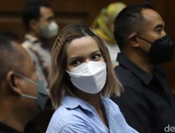 NASIB NIA RAMADHANI DAN ARDI BAKRIE DITENTUKAN HARI INI