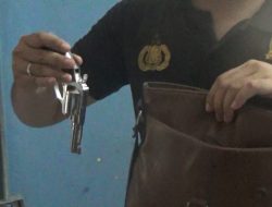 KARENA SAKIT HATI, ASSE TODONGKAN PISTOL DAN ANCAM REKANNYA