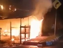 WARUNG PECEL LELE HANGUS DILALAP API