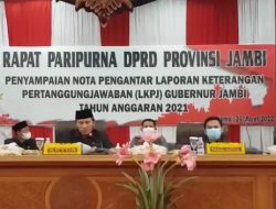 EDI PURWANTO PIMPIN RAPAT PARIPURNA PENYAMPAIAN NOTA PENGANTAR LKPJ GUBERNUR TA 2021