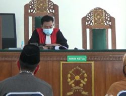 KAKEK HASAN DISIDANG KARENA KASUS 20 ANAK PINANG MATI