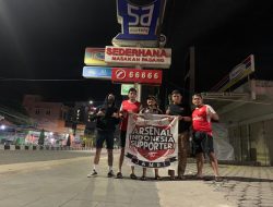 SAHUR ON THE ROAD, AIS JAMBI BAGIKAN MAKANAN SAHUR UNTUK WARGA