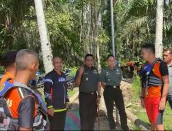 DANDIM 0415 JAMBI BANTU TANGANI PEMILIK KETEK HANYUT