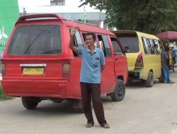 SOPIR ANGKOT KELUHKAN MyPertamina KARENA TAK PUNYA ANDROID