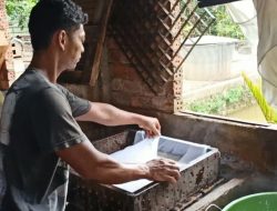 IMBAS KENAIKAN BBM, UKURAN TAHU DIKECILKAN HARGA DINAIKAN