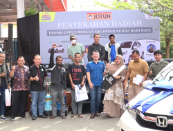JOTUN TUNAIKAN HADIAH MOBIL UNTUK PELANGGAN DI JAMBI