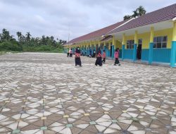 GURU DENGAN ORANG TUA SISWA SMPN 26 KOTA JAMBI DAMAI