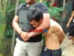 TERDUGA PELAKU PEMBUNUHAN ORANG TUA KANDUNG DI TANJABAR TERTANGKAP