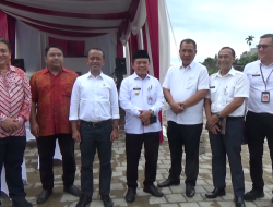 GUBERNUR AL HARIS DAMPINGI MENTERI BAHLIL LAHADALIA MENGUNJUNGI LOKASI JBC