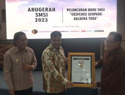 Mengayomi Insan Siber, SAH Terima Penghargaan Sahabat Pers Indonesia dari SMSI Pusat