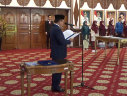 GUBERNUR AL HARIS RESMI LANTIK VARIAL ADHI JADI PJ BUPATI TEBO