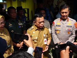 GUBERNUR AL HARIS LAUNCHING PROGRAM MBG TAHAP PERTAMA DI JAMBI