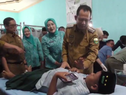 LAUNCHING PROGRAM SUNAT GRATIS, BUPATI BBS LAUNCHING PROGRAM SUNAT MASSAL GRATIS