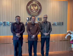BUPATI BBS SERAHKAN LKPD TAHUN 2024 KEPADA BPK RI PERWAKILAN JAMBI