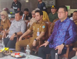 DIIKUTI RIBUAN SISWA SD, WAKIL WALIKOTA JAMBI DIZA ALJHOSA BUKA 02SN DAN FLS3N