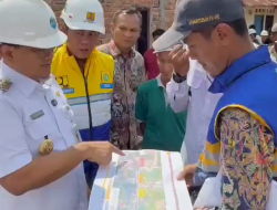WALI KOTA JAMBI MAULANA TURUN LANGSUNG TERKAIT PENANGANAN BANJIR DI KOTA JAMBI