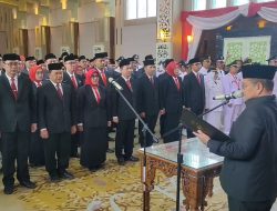 WALIKOTA MAULANA LANTIK 128 PEJABAT ESELON II, III DAN IV