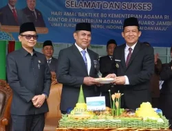 Bupati Muaro Jambi Pimpin Upacara HAB ke-80 Kementerian Agama
