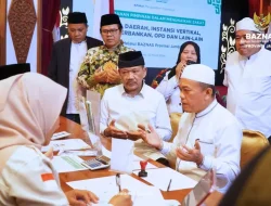 Al Haris Hadiri Buka Bersama dan Penyerahan Zakat Pejabat kepada BAZNAS Provinsi Jambi